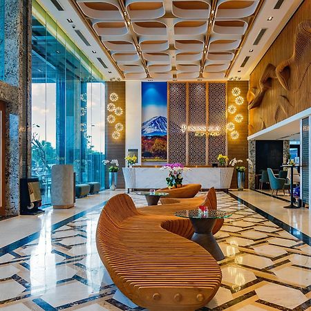 Peninsula Hotel Danang Exterior photo