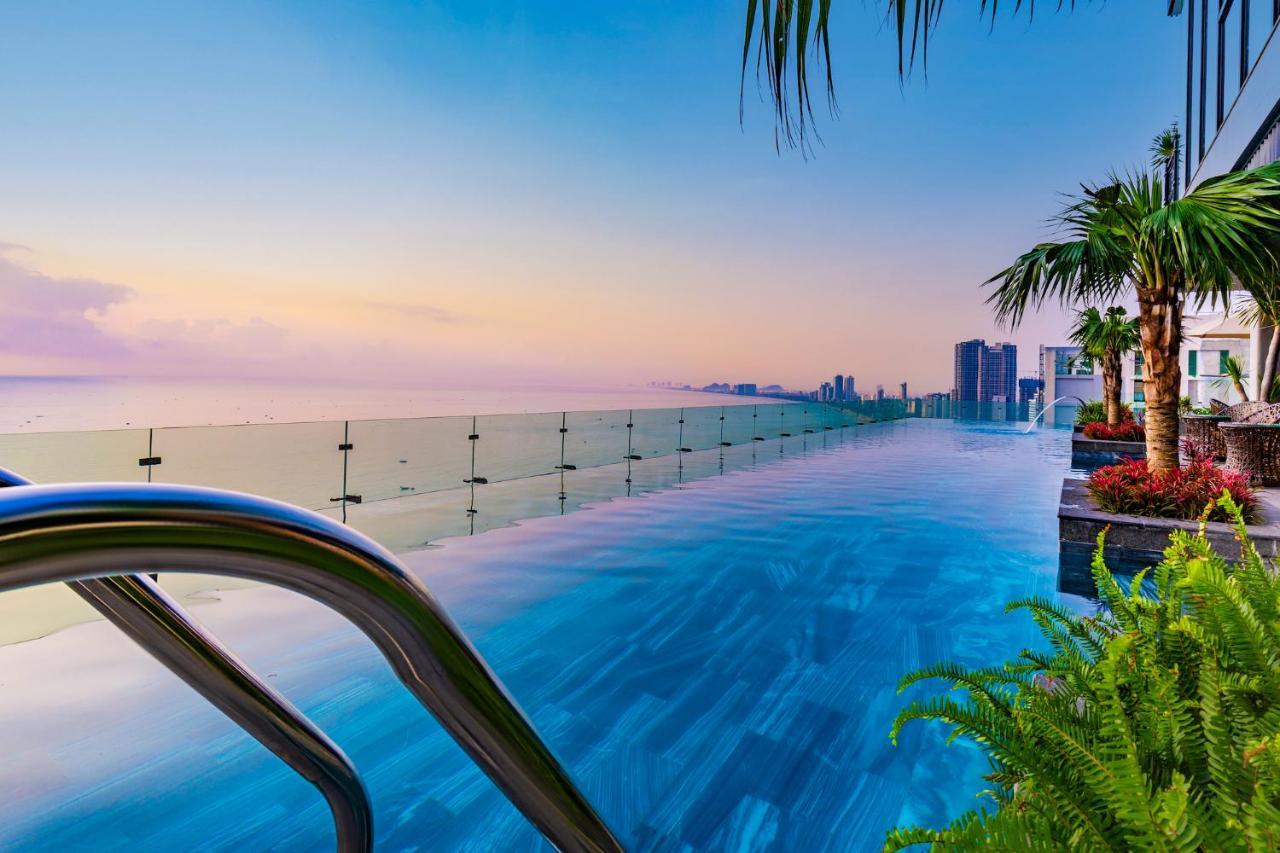 Peninsula Hotel Danang Exterior photo